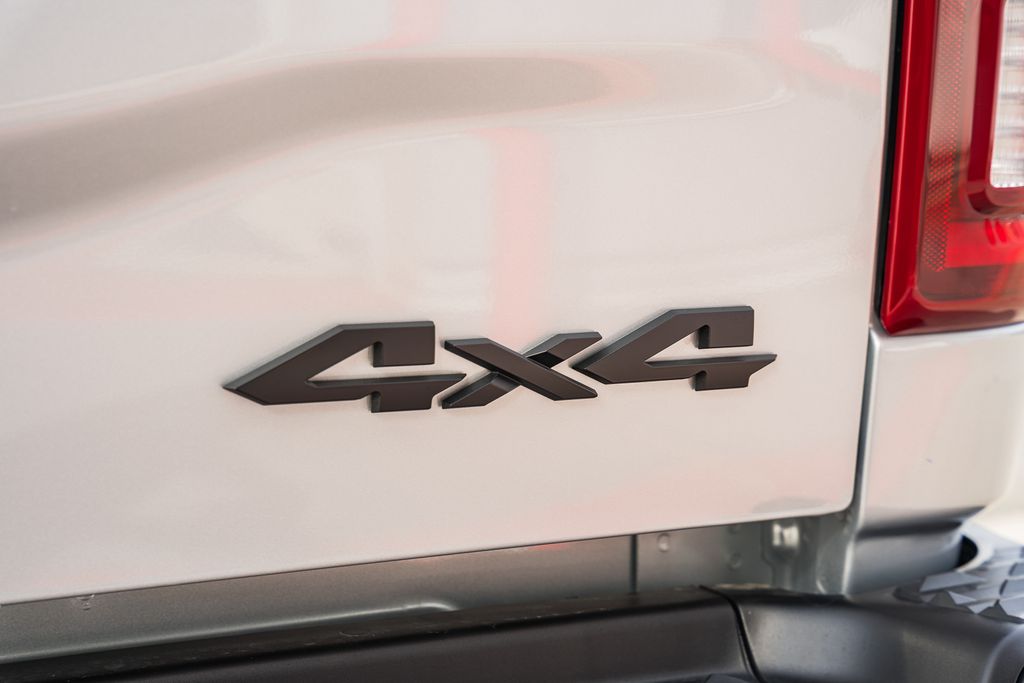 2026 RAM 2500 Tradesman - Photo 9