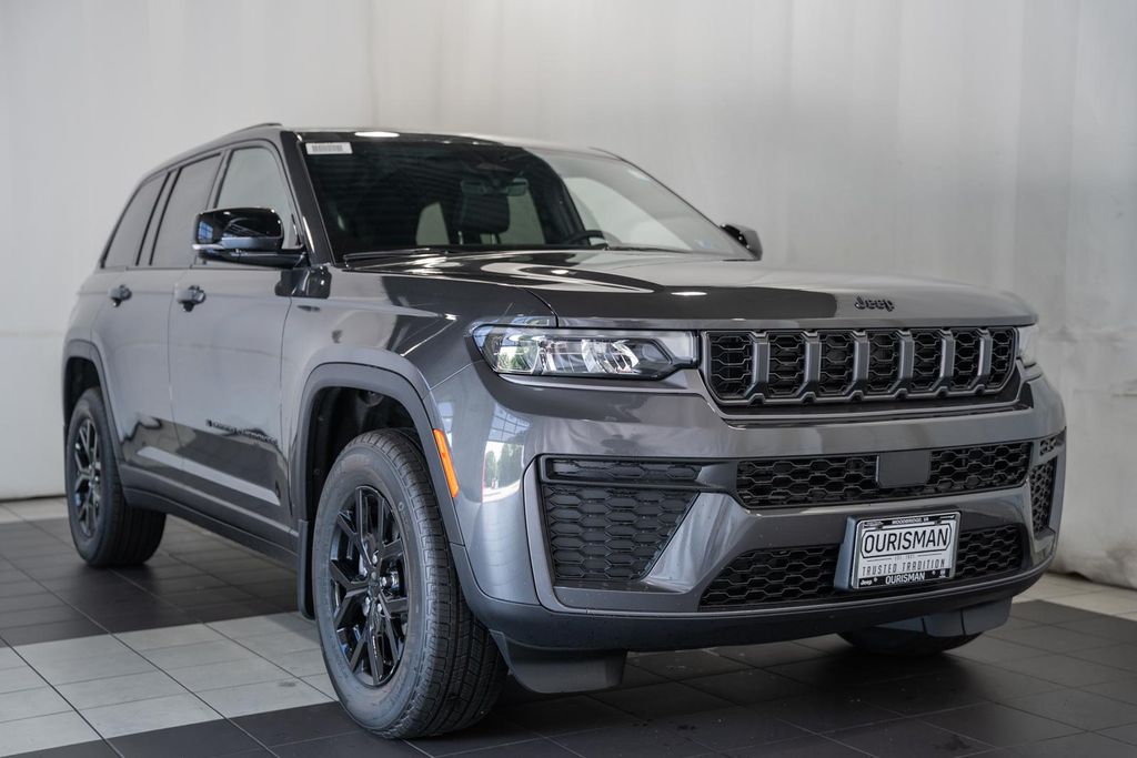 2026 Jeep Grand Cherokee Altitude Sport Utility