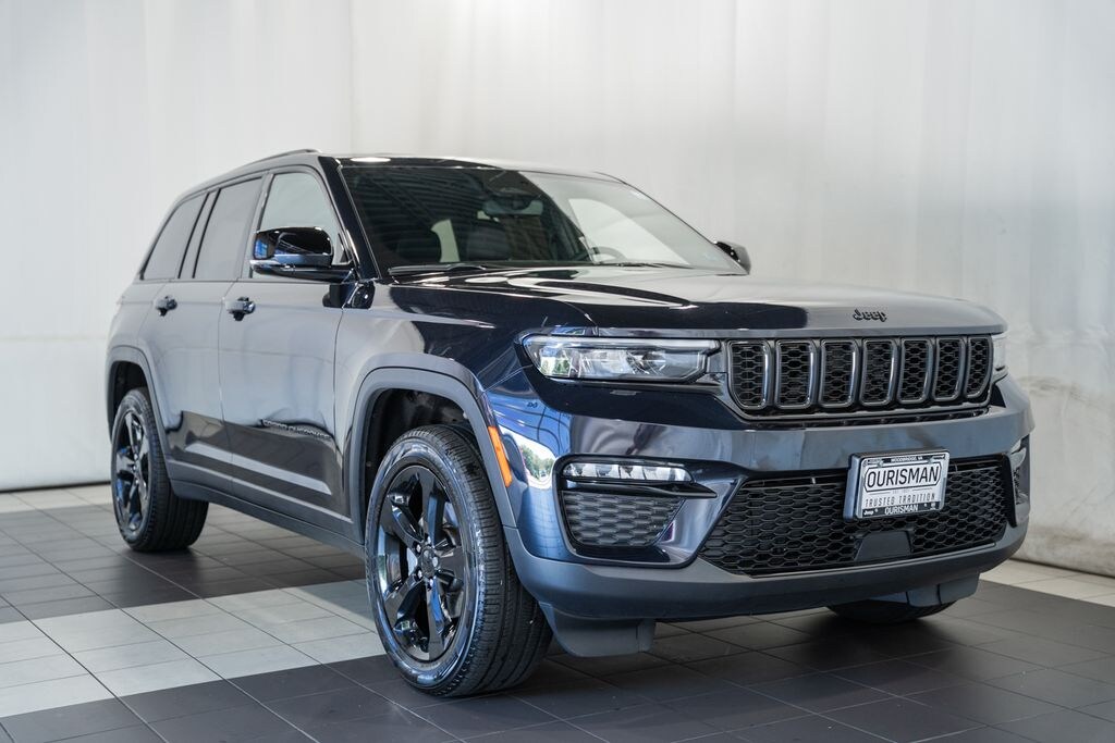 Used 2024 Jeep Grand Cherokee Limited SUV