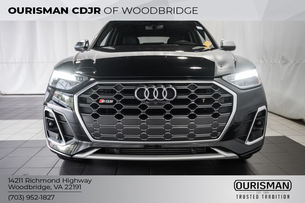 2023 Audi SQ5 Premium Plus photo 2