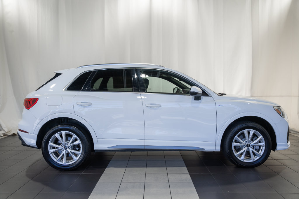 Certified 2024 Audi Q3 Premium SUV