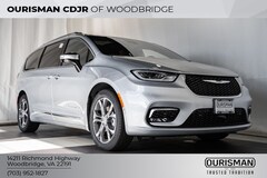 2026 Chrysler Pacifica Pinnacle Passenger Van