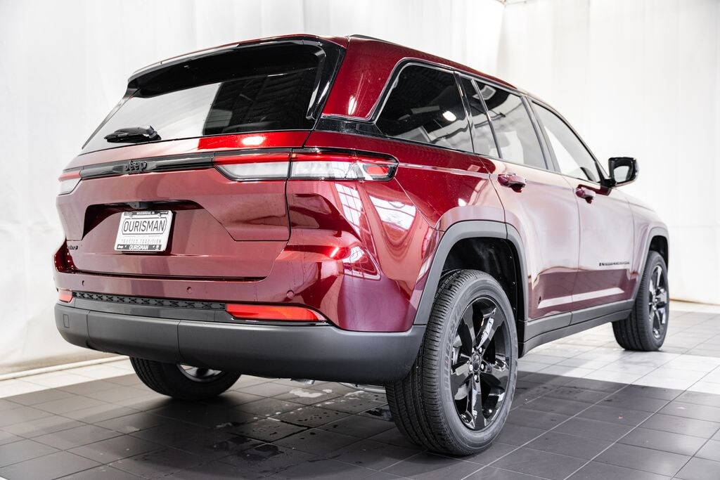 New 2025 Jeep Grand Cherokee Altitude X Sport Utility