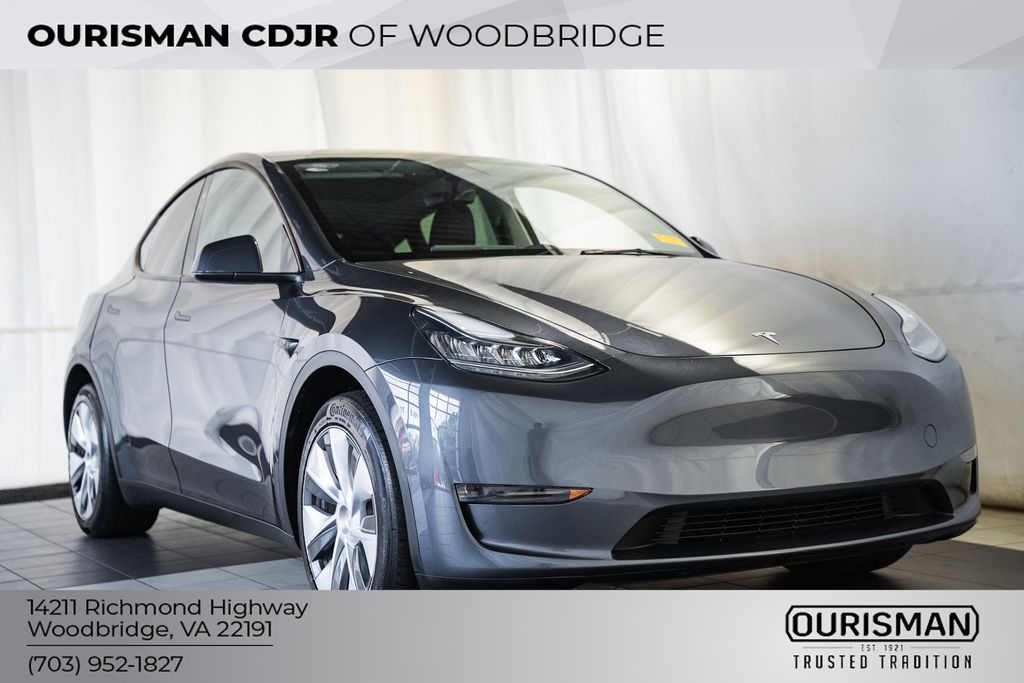 2023 Tesla Model Y Long Range Dual Motor All-Wheel Drive's photo