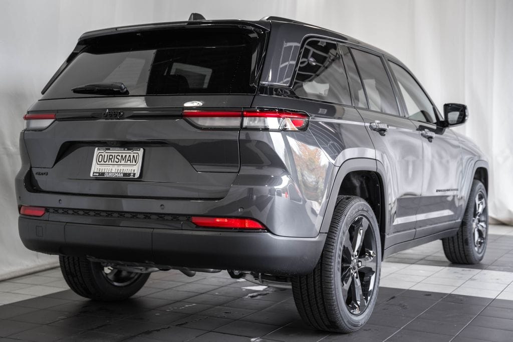 New 2025 Jeep Grand Cherokee ALTITUDE X 4X4 Sport Utility