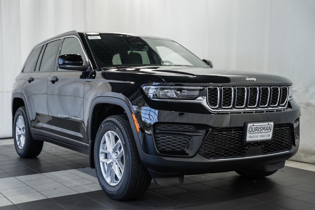 New 2026 Jeep Grand Cherokee Laredo X Sport Utility