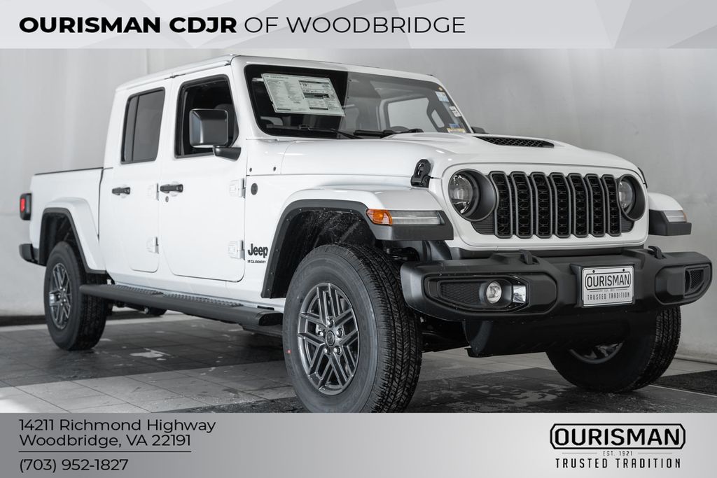 2026 Jeep Gladiator Sport S Auto's photo