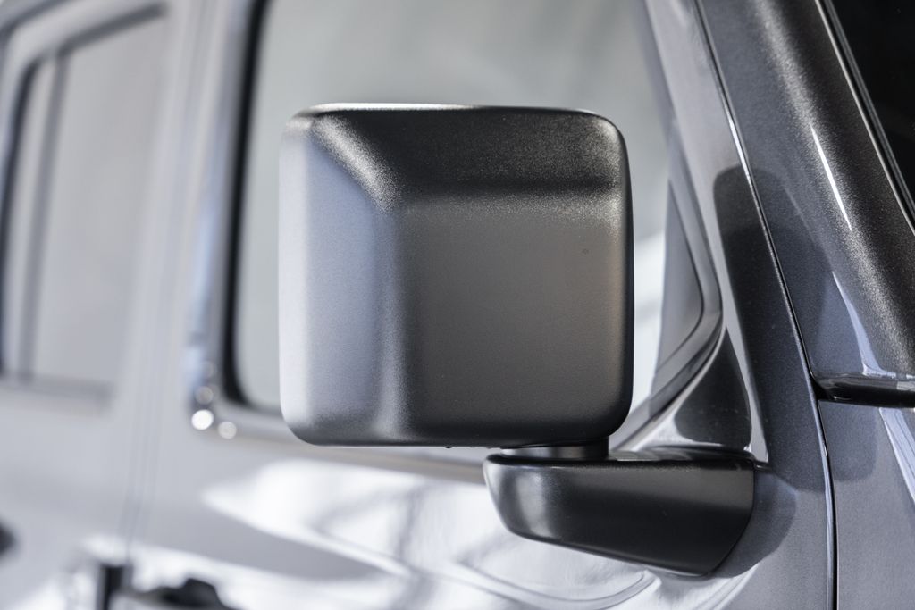 2026 Jeep Wrangler 4-Door Sahara - Photo 14