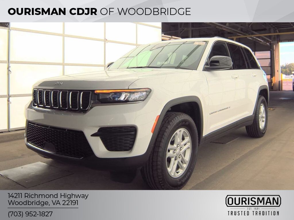Used 2024 Jeep Grand Cherokee Laredo SUV