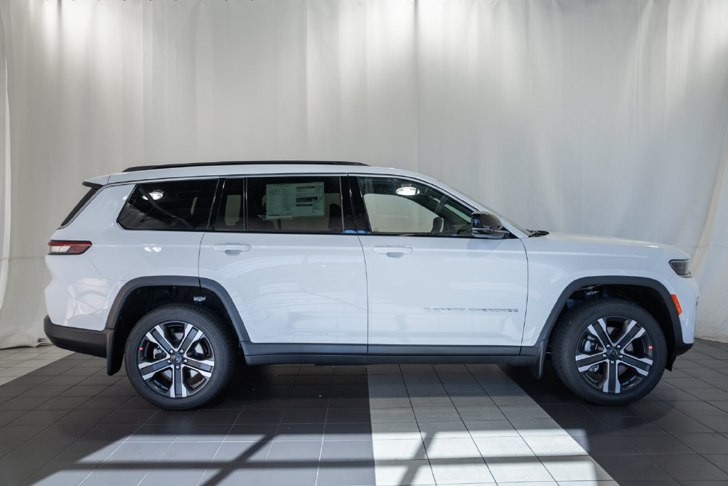 New 2027 Jeep Grand Cherokee L L LIMITED 4X4 Sport Utility