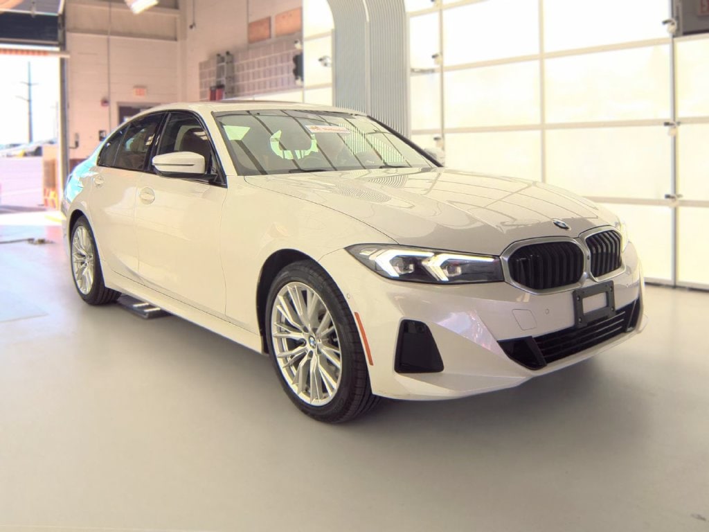 2023 BMW 3 Series 330i