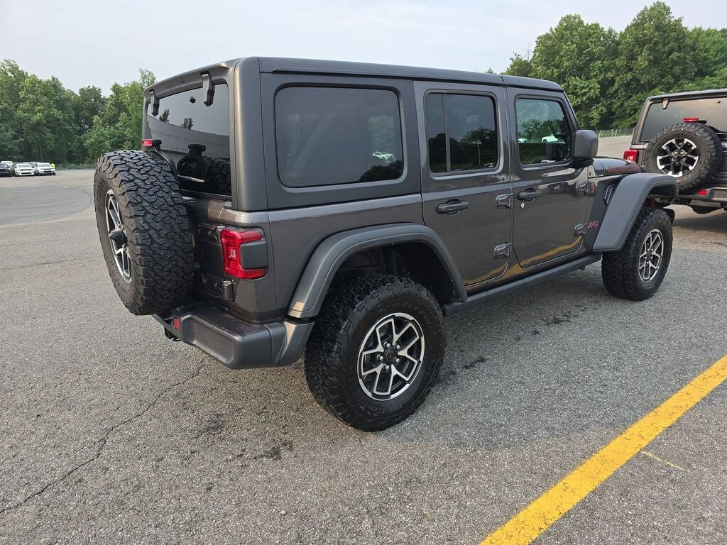 Used 2025 Jeep Wrangler Rubicon SUV