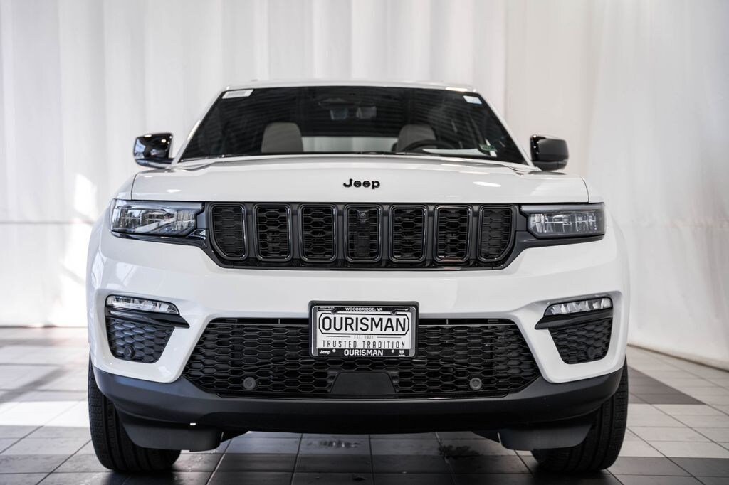 New 2025 Jeep Grand Cherokee Limited Sport Utility