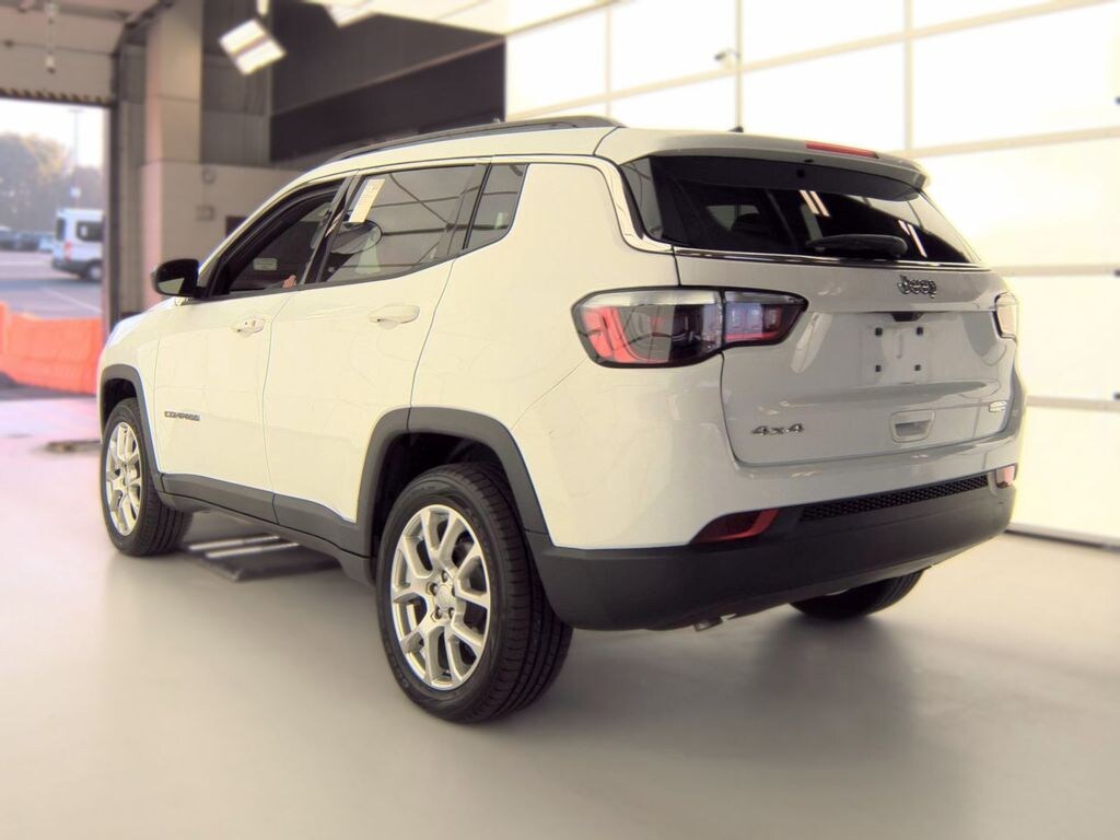 Used 2023 Jeep Compass Latitude Lux SUV