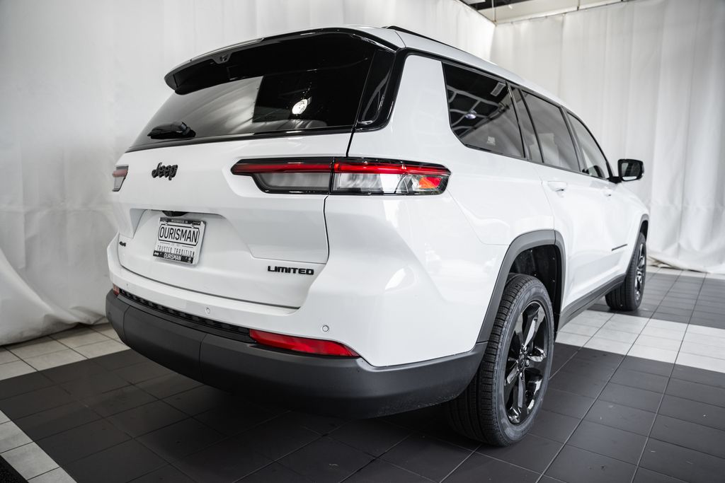 2025 Jeep Grand Cherokee Limited photo 4