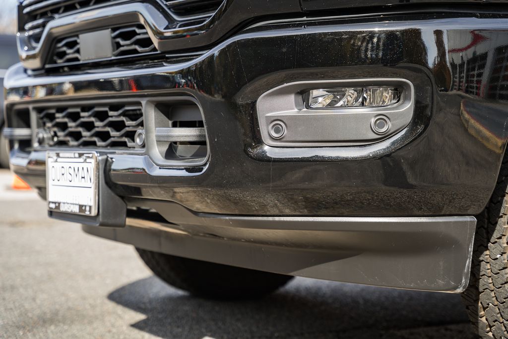 2026 RAM 2500 Laramie - Photo 15