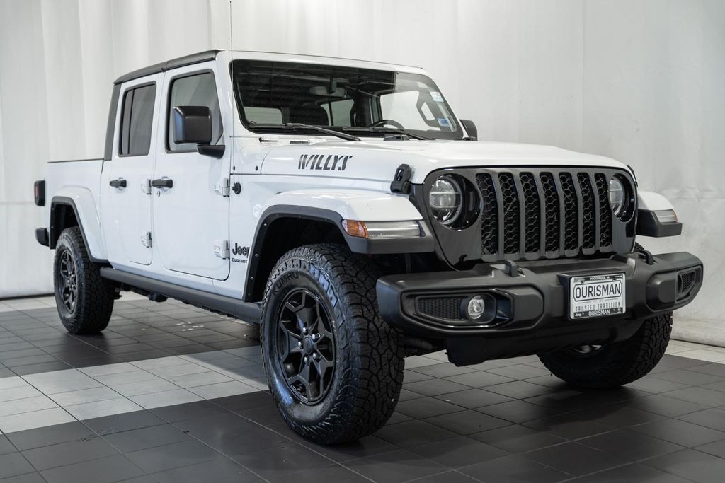 Certified 2022 Jeep Gladiator Willys Truck