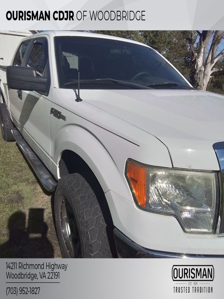 2011 Ford F-150 XLT photo 2