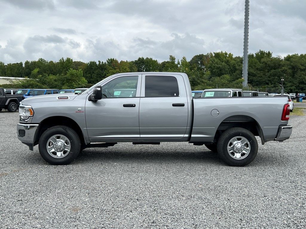 2024 Ram 2500 Tradesman photo 2