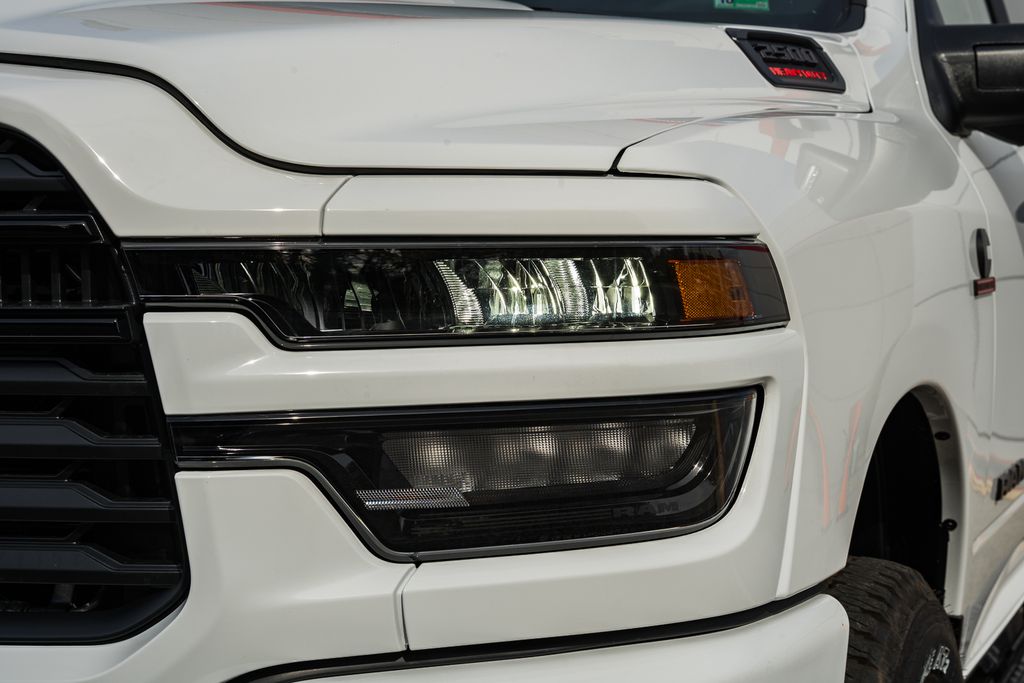 2026 RAM 2500 Big Horn - Photo 12