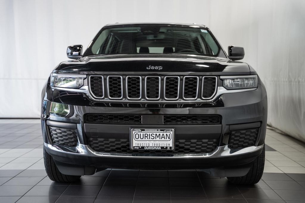 Used 2023 Jeep Grand Cherokee L Laredo SUV