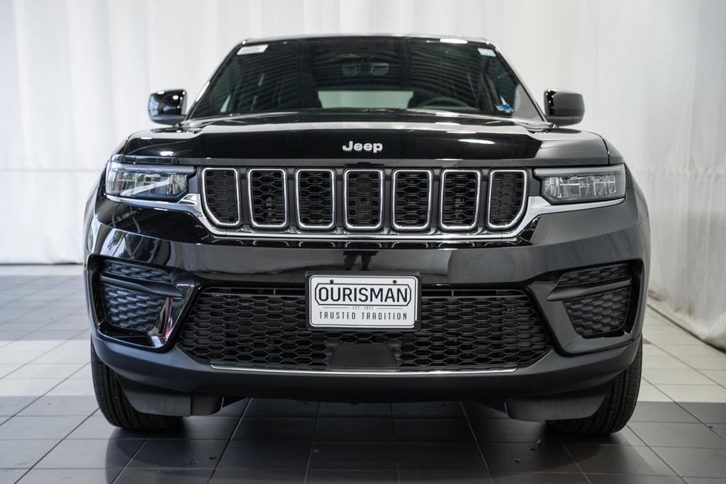 New 2026 Jeep Grand Cherokee Laredo X Sport Utility