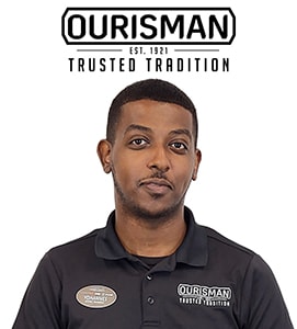 Staff member Yohannes Tadesse from ID_1511c9