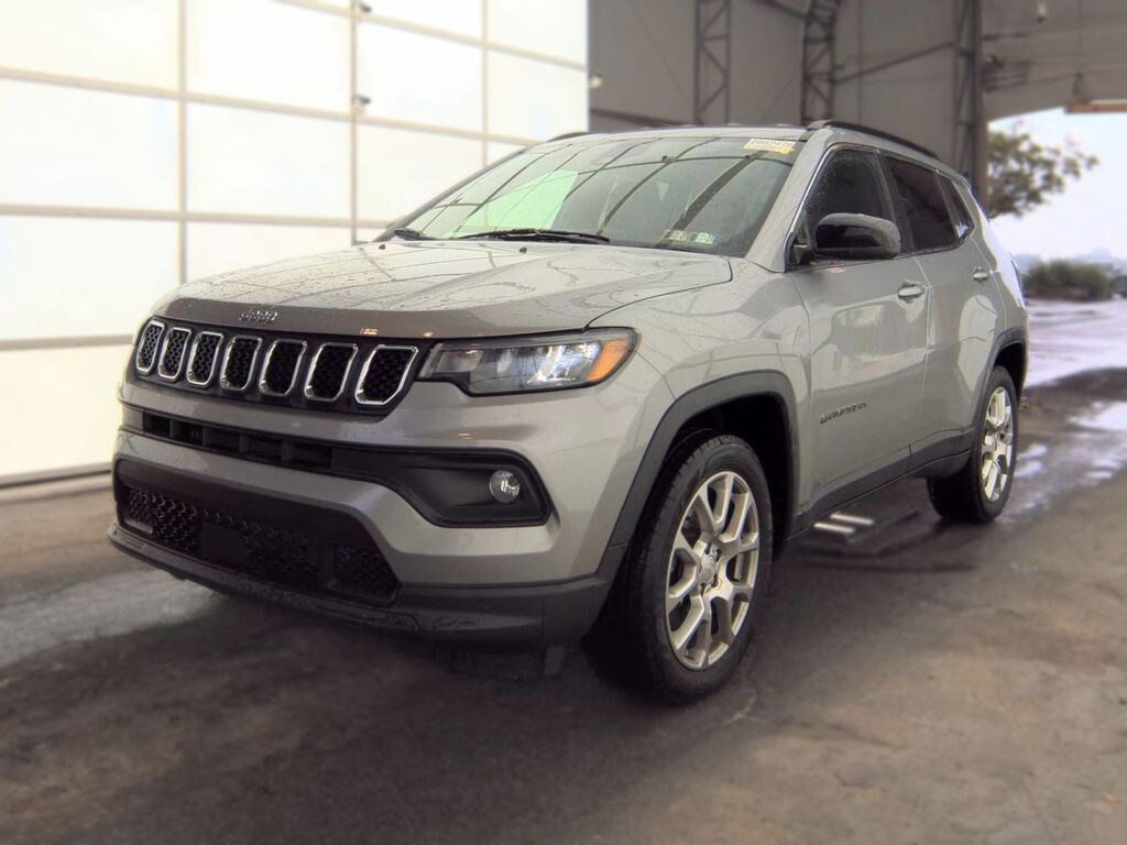 Certified 2023 Jeep Compass Latitude Lux SUV