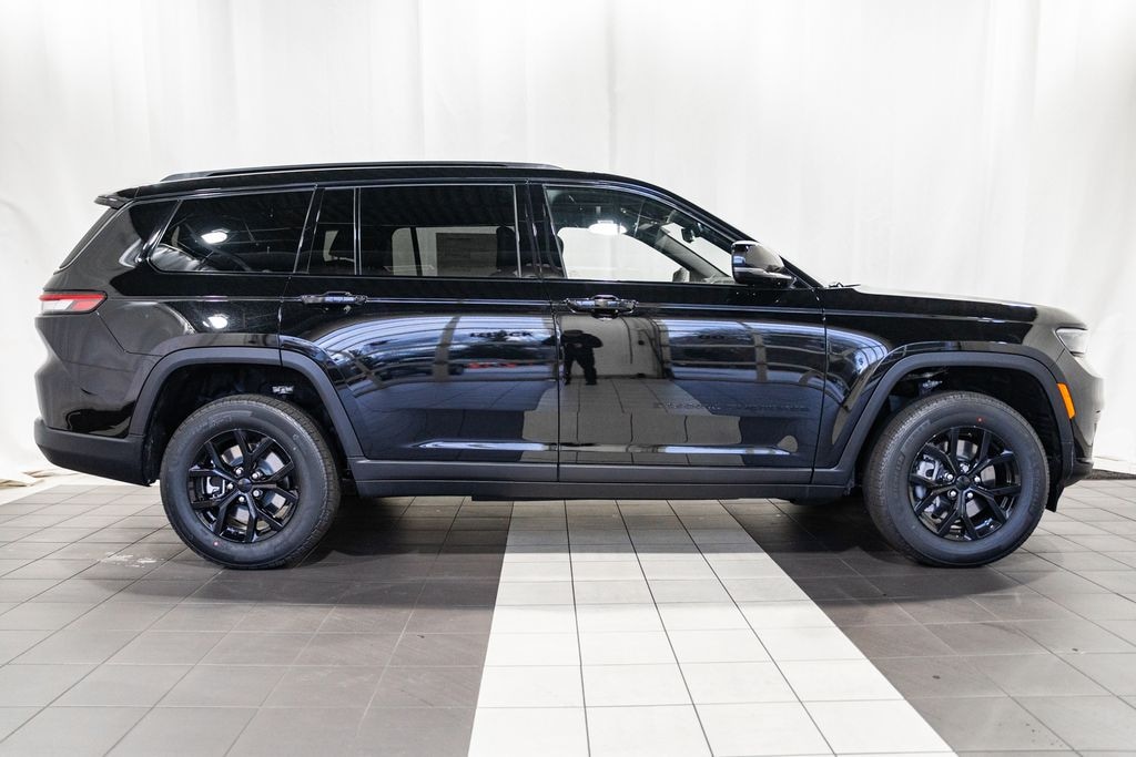 New 2025 Jeep Grand Cherokee L Altitude X Sport Utility
