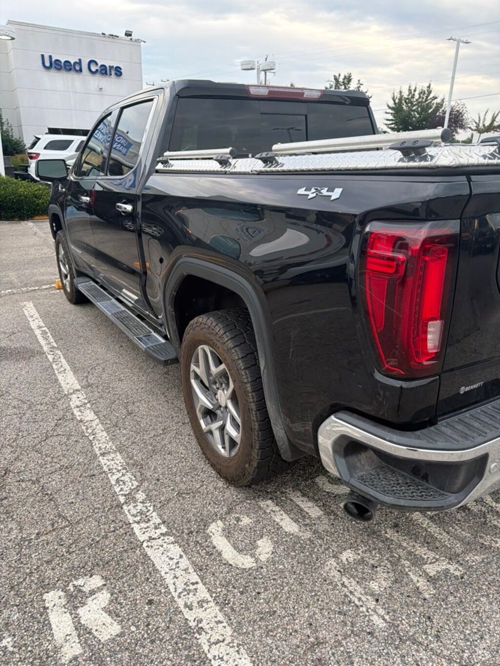 Used 2023 GMC Sierra 1500 SLT Truck