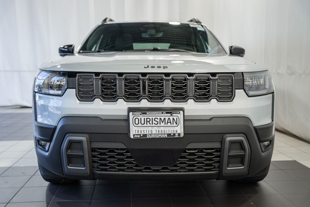 New 2026 Jeep Cherokee Laredo Sport Utility