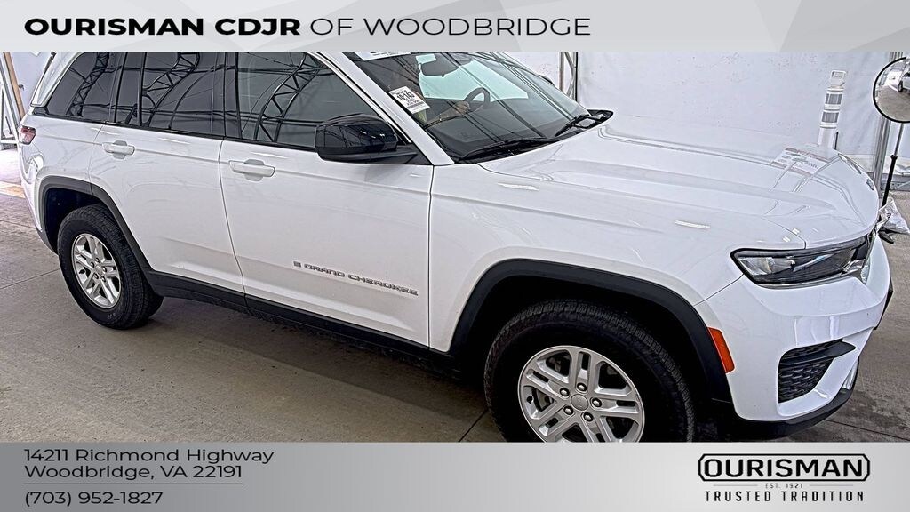 Used 2023 Jeep Grand Cherokee Laredo SUV
