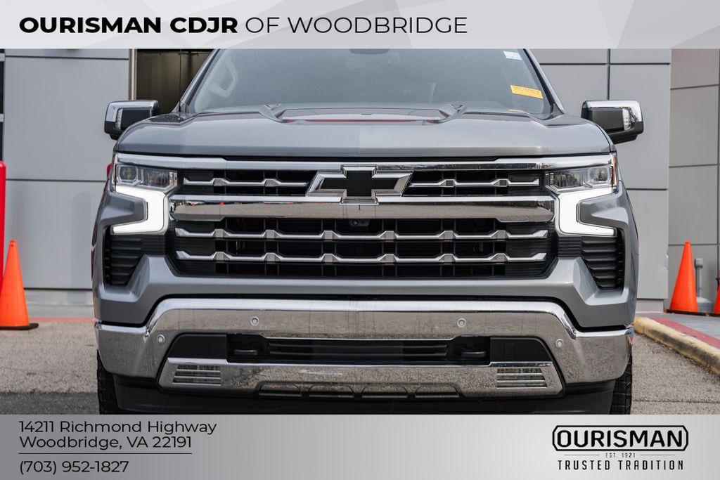 2025 Chevrolet Silverado 1500 LTZ photo 2