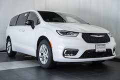 2026 Chrysler Pacifica Limited Passenger Van
