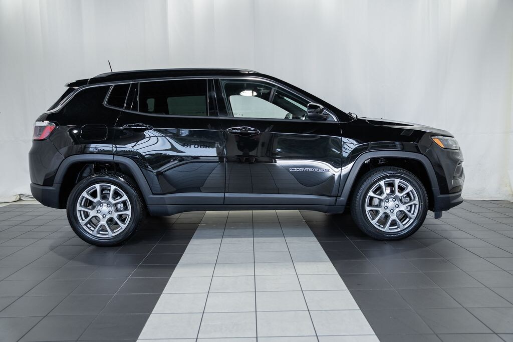 Certified 2023 Jeep Compass Latitude Lux SUV