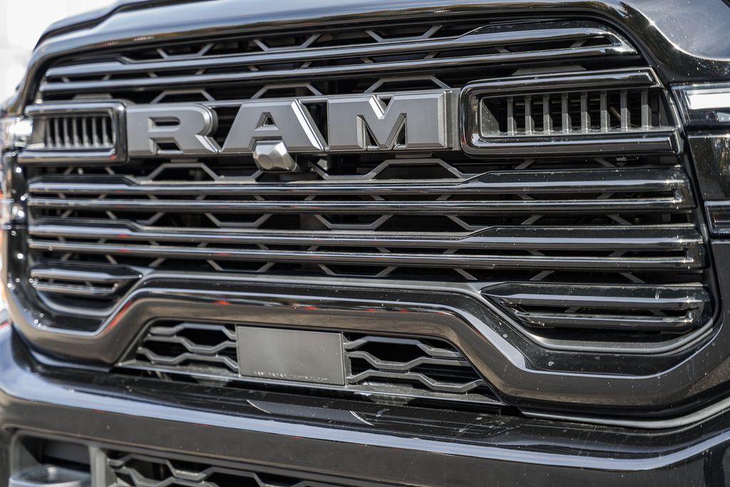 2026 RAM 2500 Laramie - Photo 12