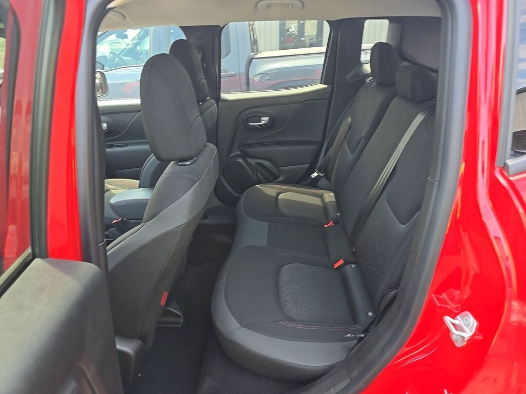 Used 2023 Jeep Renegade Trailhawk SUV