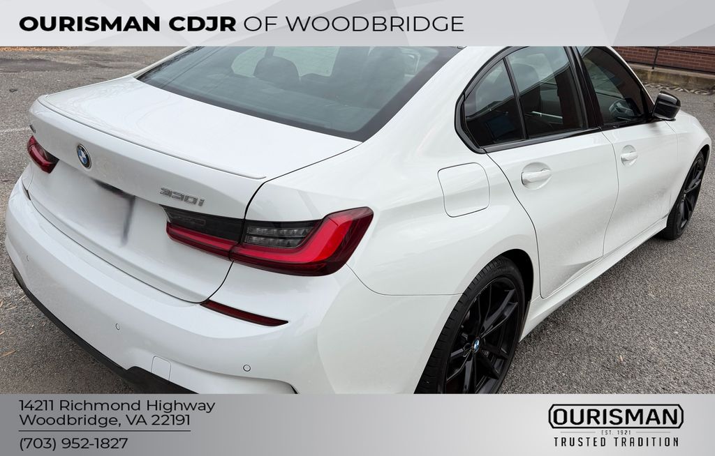 2022 Bmw 330i xDrive photo 3