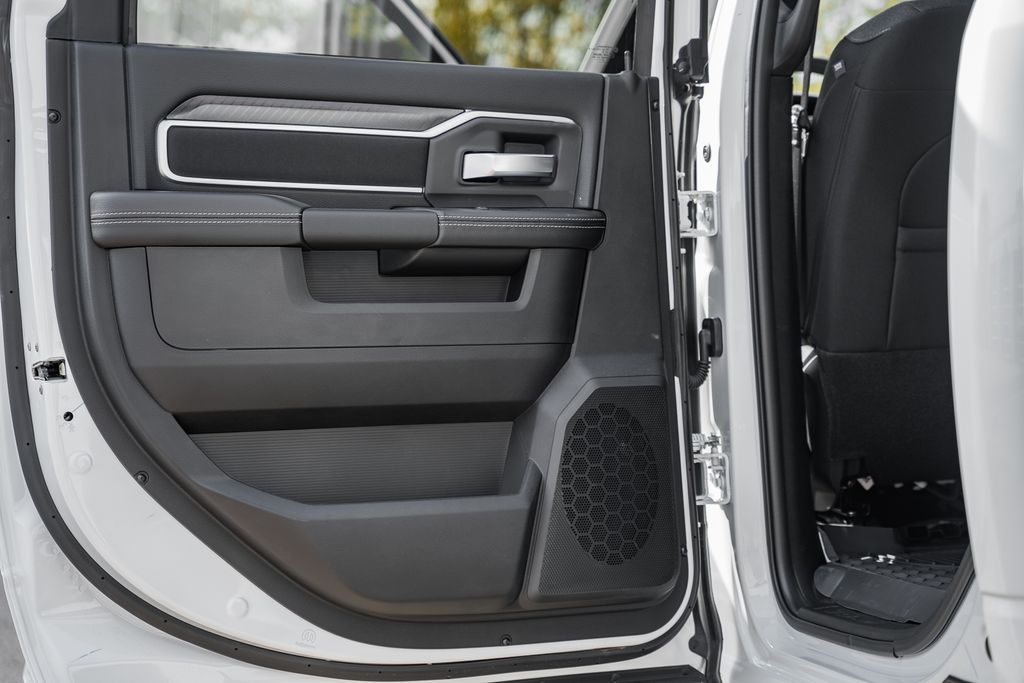 2026 RAM 2500 Big Horn - Photo 39