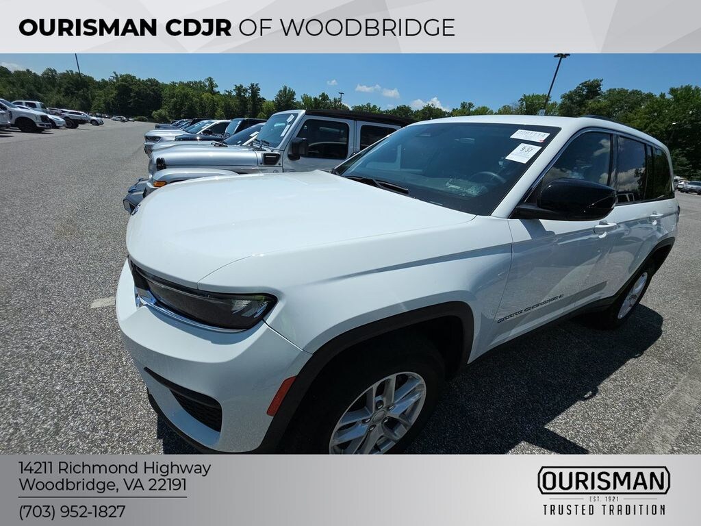 Used 2023 Jeep Grand Cherokee Laredo SUV