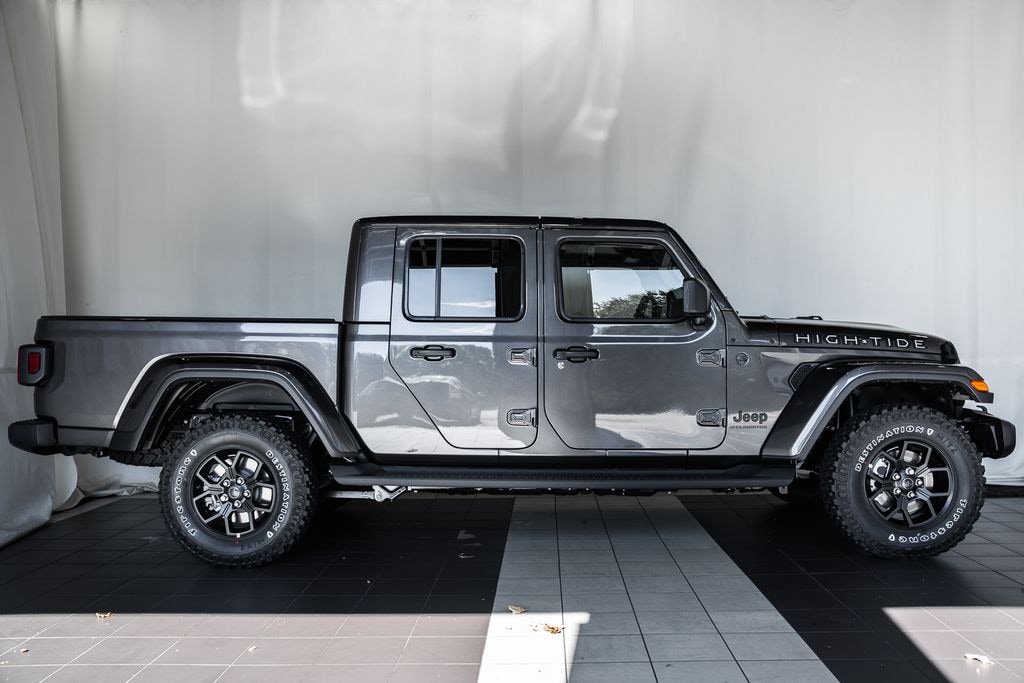 New 2025 Jeep Gladiator Willys Pickup