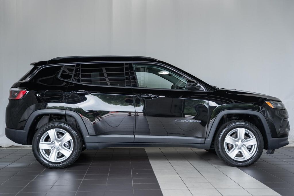 Certified 2022 Jeep Compass Latitude SUV