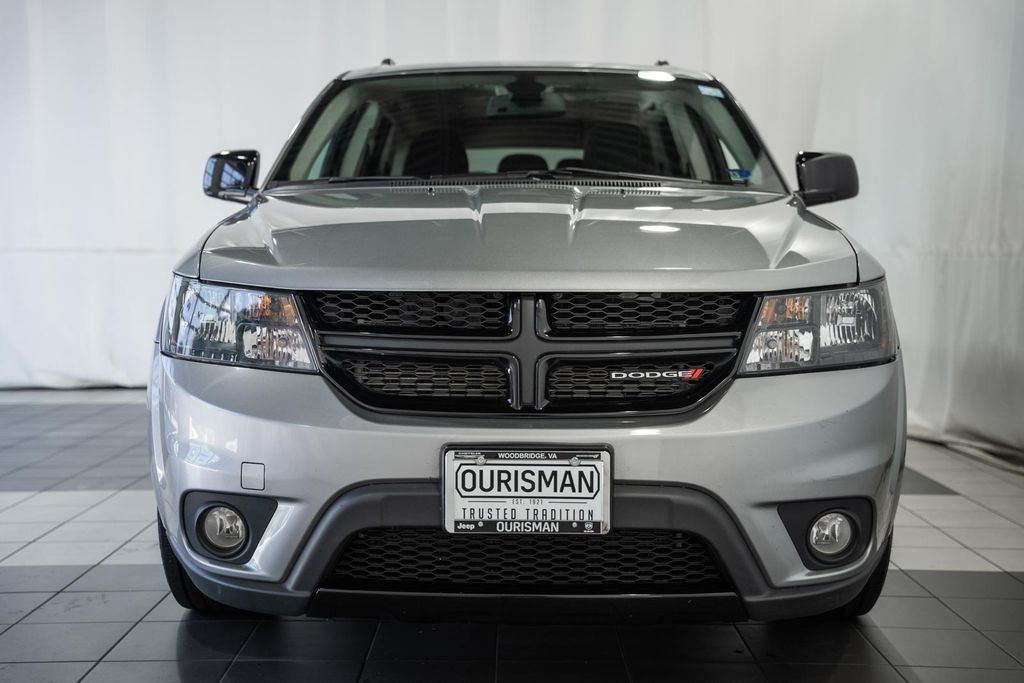Used 2019 Dodge Journey SE with VIN 3C4PDCBB4KT833941 for sale in Woodbridge, VA