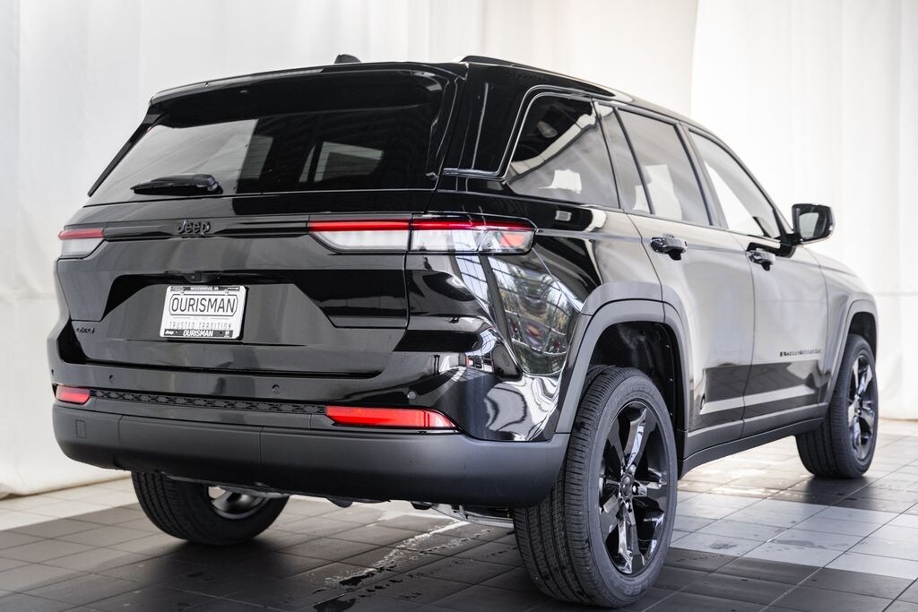 New 2025 Jeep Grand Cherokee Altitude X Sport Utility