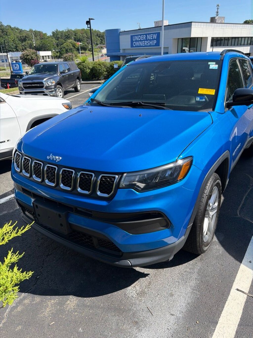 Used 2023 Jeep Compass Latitude SUV