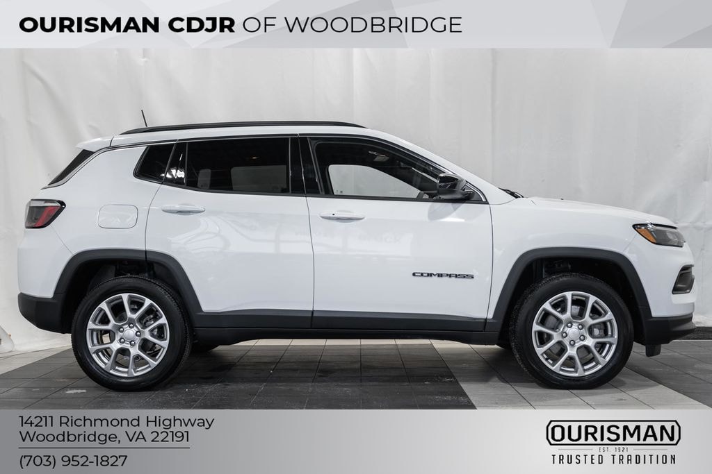 Certified 2024 Jeep Compass Latitude Lux SUV