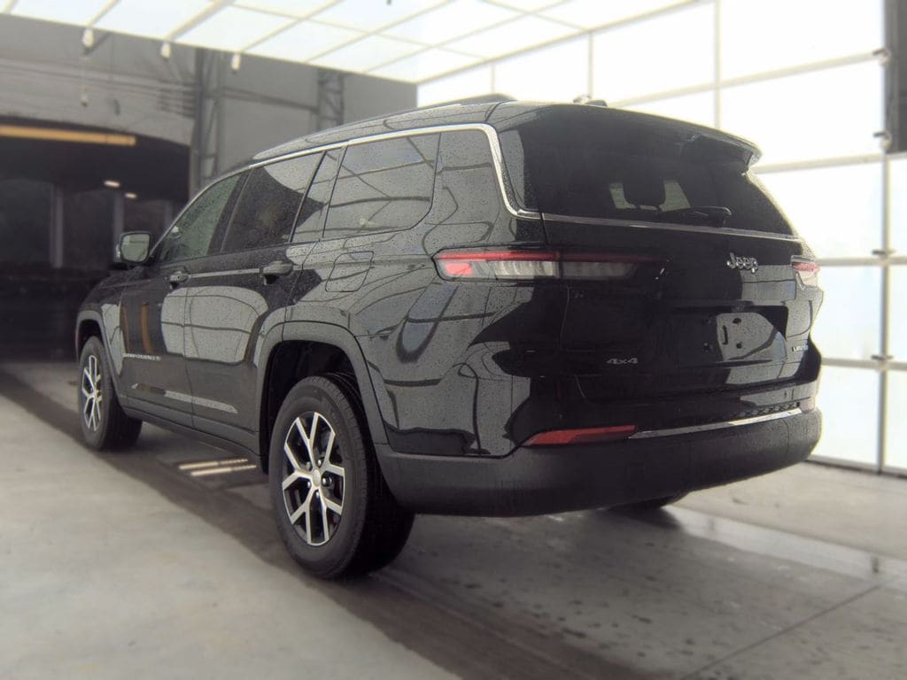 Used 2023 Jeep Grand Cherokee L Limited SUV