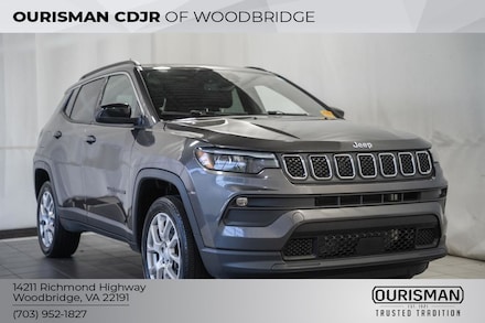 2023 Jeep Compass Latitude Lux SUV