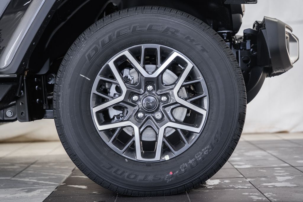 2026 Jeep Wrangler 4-Door Sahara - Photo 18