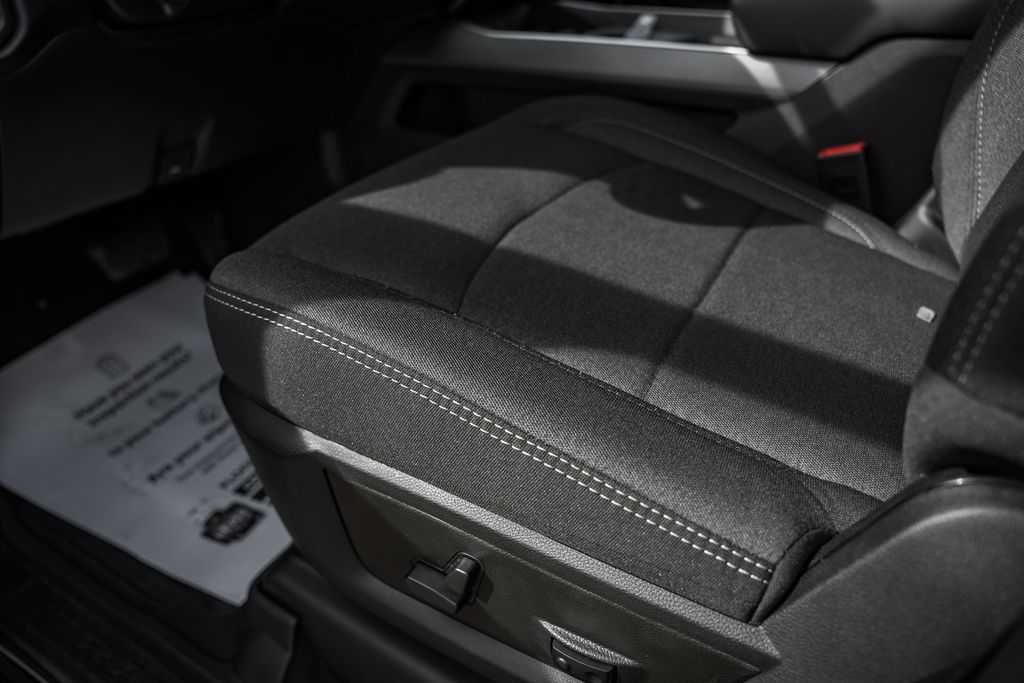 2026 RAM 2500 Big Horn - Photo 37